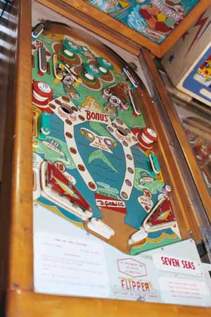 Photo of SEVEN SEAS playfield